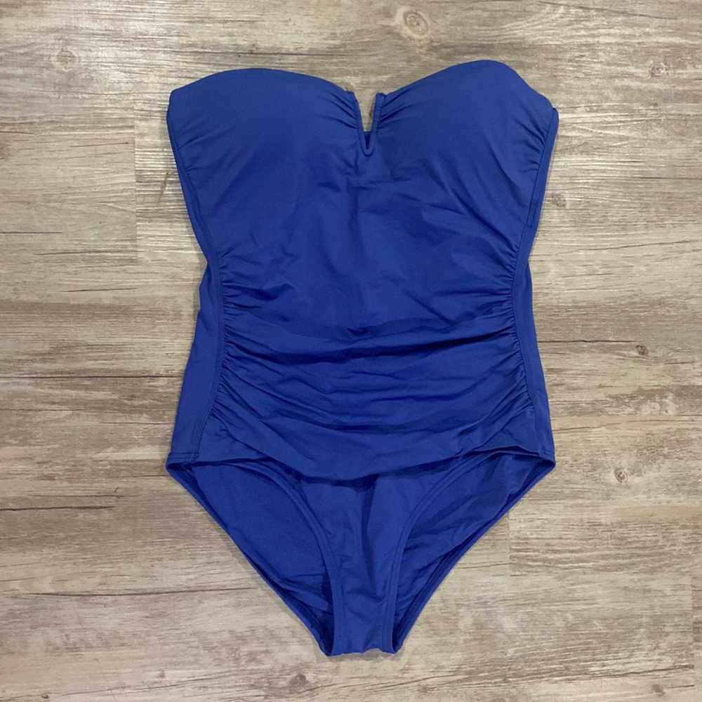Womens Tommy Bahama strapless one piece swimsuit with tummy control